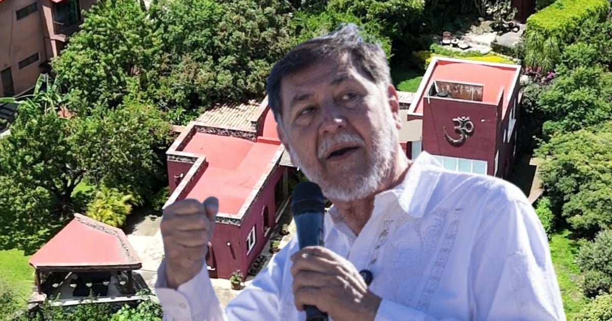 Roban casa de Gerardo Fernández Noroña en Tepoztlán, Morelos Roban casa de Gerardo Fernández Noroña en Tepoztlán, Morelos